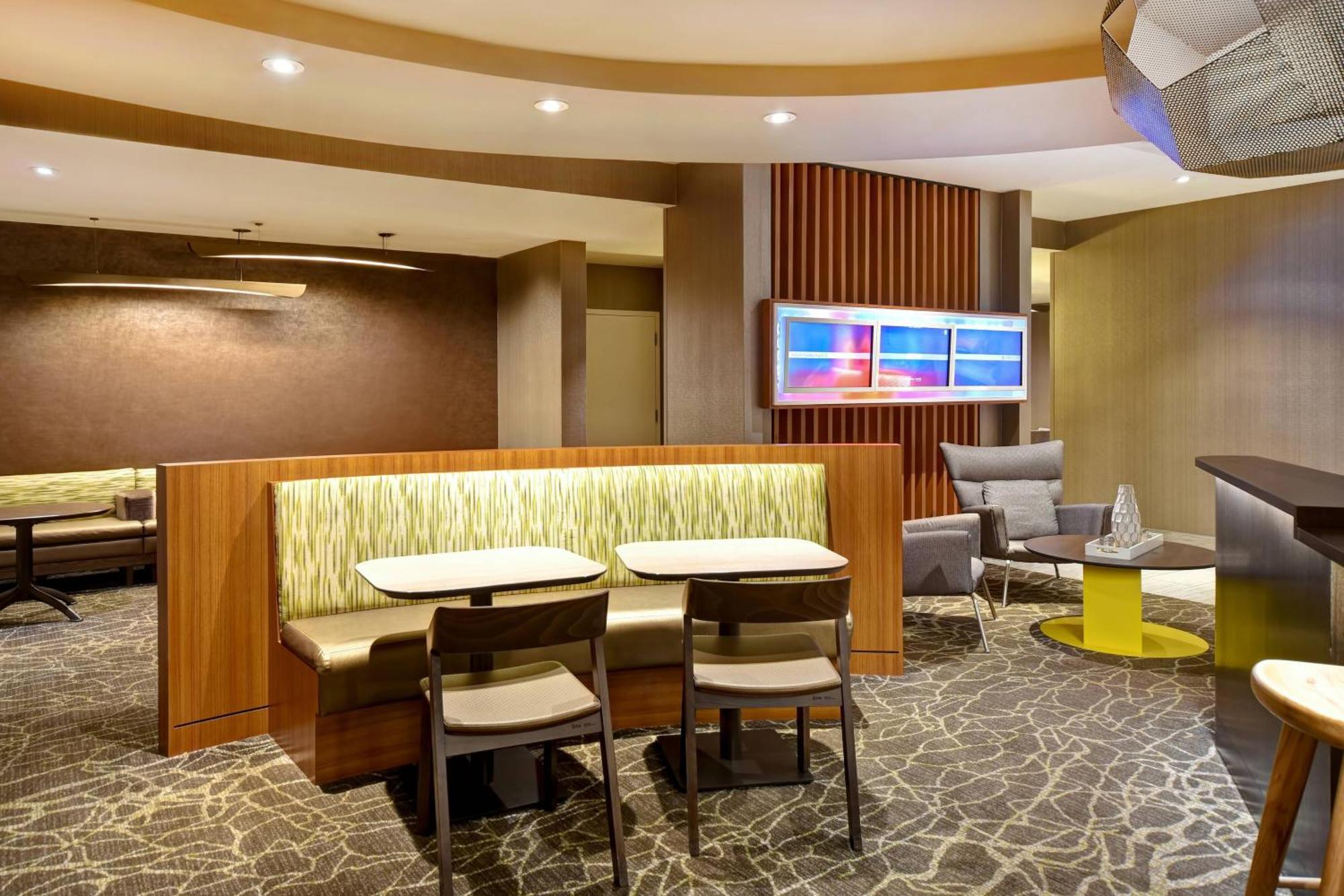 Springhill Suites By Marriott Atlanta Kennesaw Exterior photo